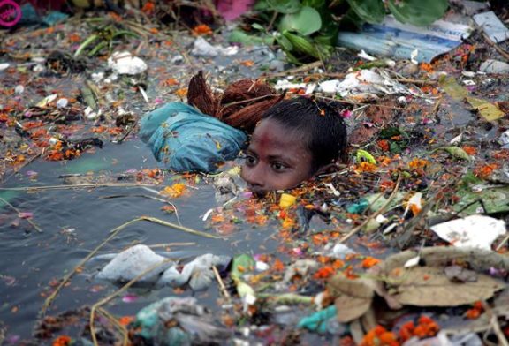 21 de fotografii șocante, ce surprind dezastre cauzate de om și efectele lor asupra mediului